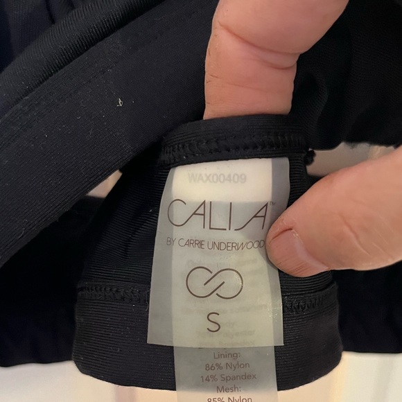 Calia by Carrie Underwood Strappy Neck Sports Bra in Black - Picture 4 of 5